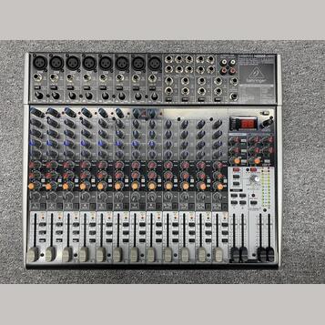 Behringer mix