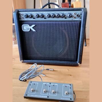 Gallien-Krueger 112SC, Celestion ROLA G12-80 footswitch, 70s