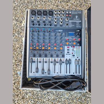Mix Behringer XENIX X1204 USB