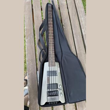 Headless baskytara Hohner B2A