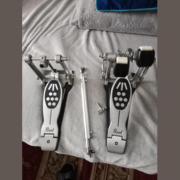 Prodám dvojpedal Pearl 