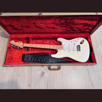 1999 Fender Eric Clapton Signature Stratocaster OWT W/C