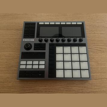 Maschine + plus 