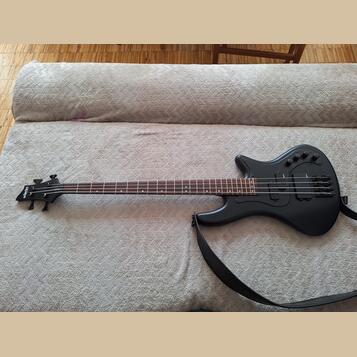Schecter Stiletto Stealth 4