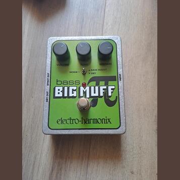 EHX -  Bass Big Muff Pi
