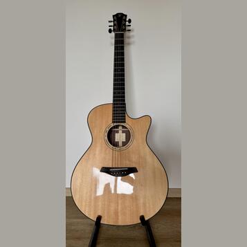 Prodám: Furch Yellow GC -SR