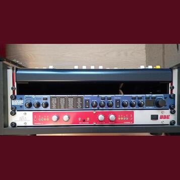 Prodám Lexicon MX 200 efektový procesor