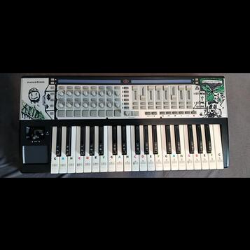 Novation ReMOTE 37 SL