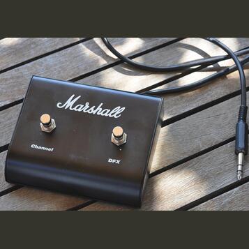 Marshall stereo footswitch Channel / DFX (i univerzální)