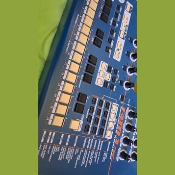 Yamaha RM1x