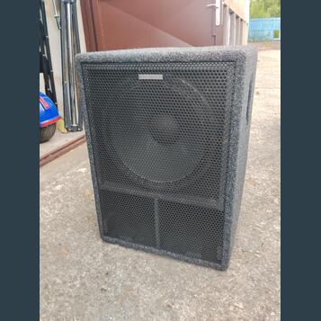 Subwoofery  osazeno 18" RCF LFX400