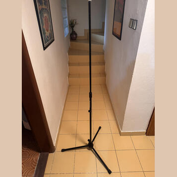 Soundking DD 014 B Stojan pro mikrofon