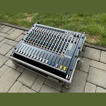 Soundcraft EFX12