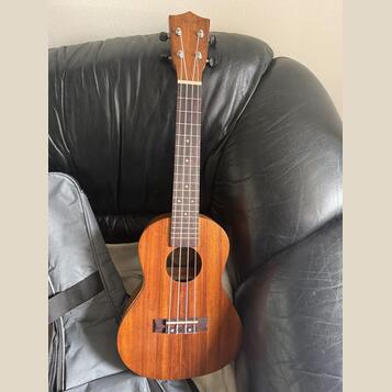 ukulele Flight NUC200 Natural