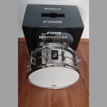 Prodám nepoužitý snare Sonor Kompressor steel 14x6,5"