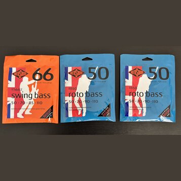 Tři uzavřená balení basových strun. První balení je oranžové s nápisy Rotosound, 66, RS66LE swing bass a rozměry 50 · 70 · 85 · 110. Další dvě balení…