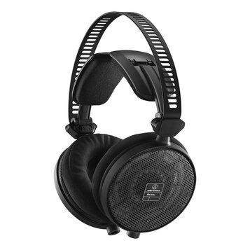 Černá velká nadušnicová sluchátka s otevřenou konstrukcí a mřížkovým krytem reproduktorů. Na pravém sluchátku je bílé logo a nápisy audio-technica a…