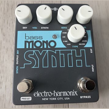 Electro-Harmonix Bass Mono Synth