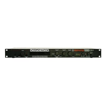 Černý rackový kytarový efektový procesor s nápisy ROCKTRON GUITAR RACK TECHNOLOGY a REPLIFEX. Na předním panelu je digitální displej, několik ovratov…