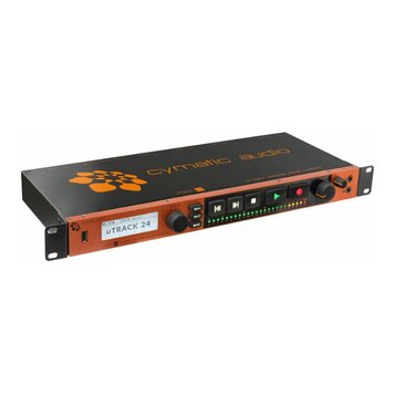 Audio rozhraní v rackovém provedení s oranžovým předním panelem a černým šasi. Na horní části je nápis cymatic audio a oranžové logo. Na předním pane…