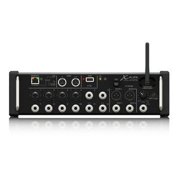 Černý digitální mixážní pult s nápisem X AIR X18 a logem behringer. Na přední straně jsou čtyři vstupní konektory XLR, osm kombinovaných konektorů ja…