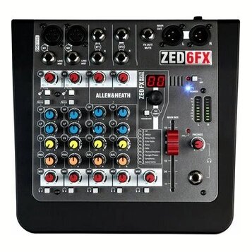 Míchací pult Allen & Heath ZED6FX v černé barvě s kovovým šedým panelem. Na přístroji jsou viditelné nápisy ALLEN&HEATH a ZED6FX. Obsahuje několik vs…