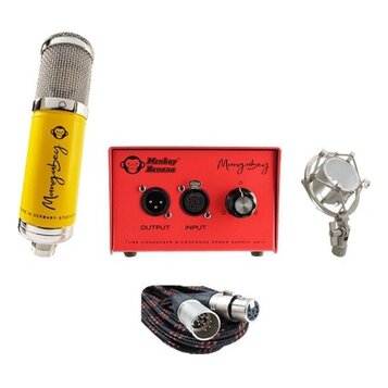 Sada obsahuje kondenzátorový mikrofon s žlutým tělem, červený napájecí zdroj, popfilter a kabel. Na mikrofonu je nápis Mangabey a nečitelný text v do…