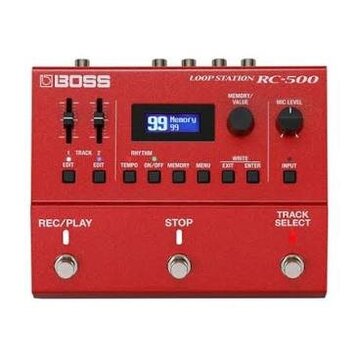 Červený loop station s nápisem BOSS a označením LOOP STATION RC-500. Zařízení má digitální displej s nápisem 99 Memory 99, dva posuvníky, dva otočné…