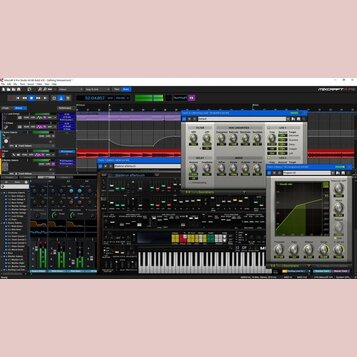 Snímek zachicuje obrazovku počítače s otevřeným softwarem Mixcraft 9 Pro Studio. V programu jsou vidět různé zvukové stopy, mixážní konzole a otevřen…