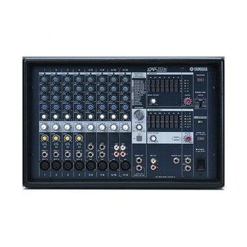 Černý mixážní pult s logem YAMAHA a označením modelu EMX312sc. Zařízení obsahuje několik vstupních kanálů s modrými a bílými potenciometry, posuvníky…