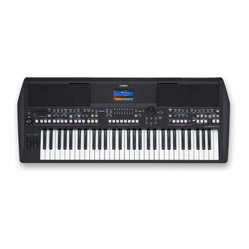 Černý digitální klavír s bílými a černými klávesami. Na horní straně je centrální displej, nad ním logo YAMAHA a vpravo nápis PSR-SX600. Nástroj obsa…