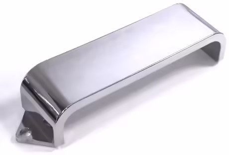 Kryt sn&iacute;mače Rickenbacker a kryt strun&iacute;ku Fender Precision