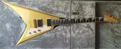 Z&aacute;novn&iacute; kytara ESP LTD KH-V Kirk Hammett signature