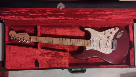 STRATOCASTER DELUXE 1999