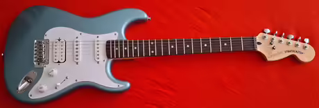 Squier Affinity Strat Junior HSS - GraphTech, Gotoh, RMPick.