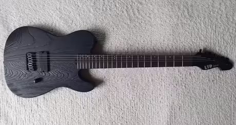 Nehran&aacute; barytonov&aacute; 7strunka ESP LTD TE1007B