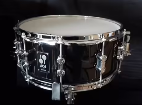 Prod&aacute;m nepoužit&yacute; březov&yacute; snare SONOR AQ1 14"x6",(1ks)