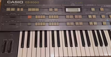 Casio CZ-3000 (rezervace)