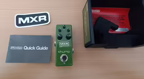 MXR Thump, preamp, bass