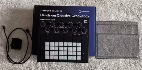 NOVATION Circuit Tracks