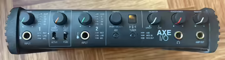 IK Multimedia AXE I/O